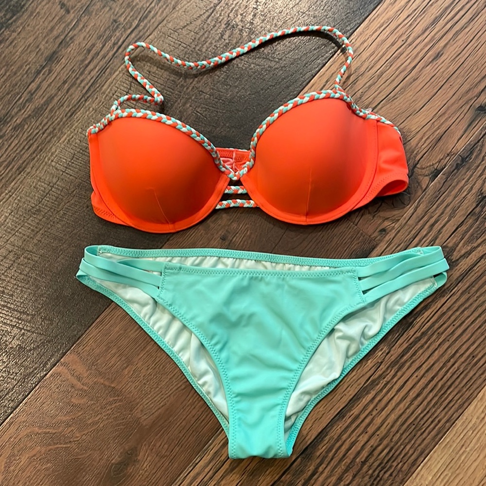 Victoria’s Secret Swim coral bandeau sz 32C
